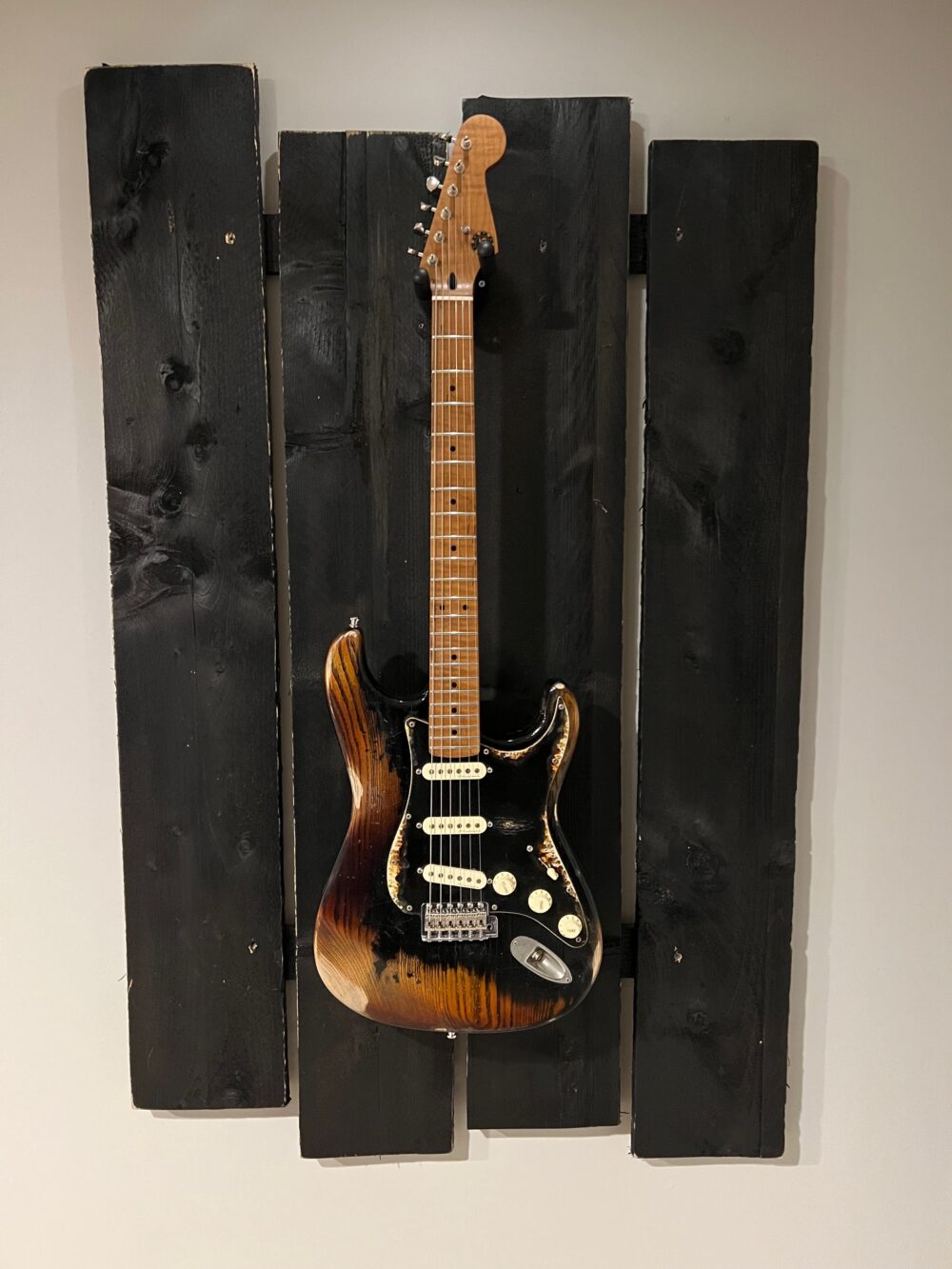 BLK54 in Black and Tan